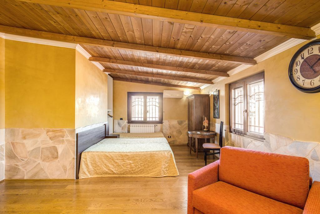 Villa Gengi Ardea Exterior photo